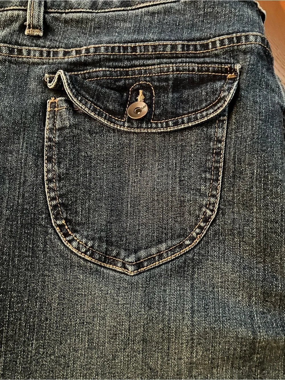 Classic Lee Women’s Plus 18P Medium Blue Denim Jeans Mid Rise - Picture 2 of 6